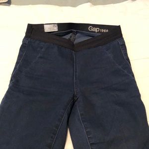 Gap Jegging. Size 25P